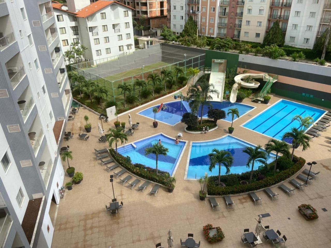 Flat Veredas 305 - 300 Metros Do Hot Park Apartment *